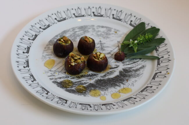 Stuffed figs
