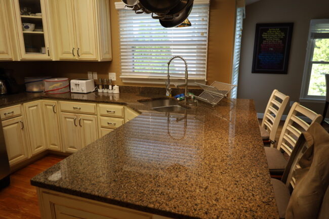 89AC03F2-6151-43FC-8132-22C5657B7E81_1_105_c