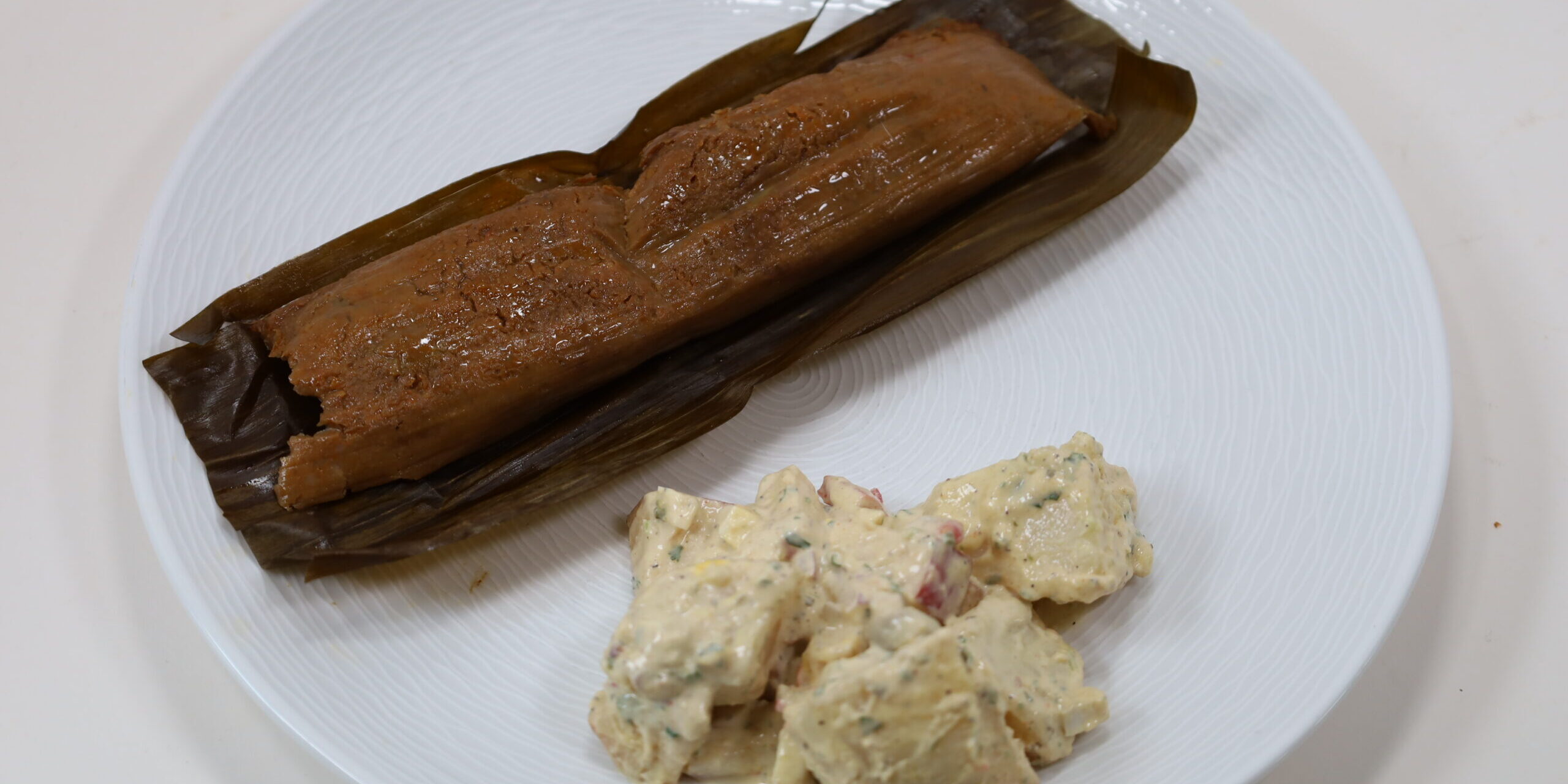 Pastele with potato salad without flash 4 2022