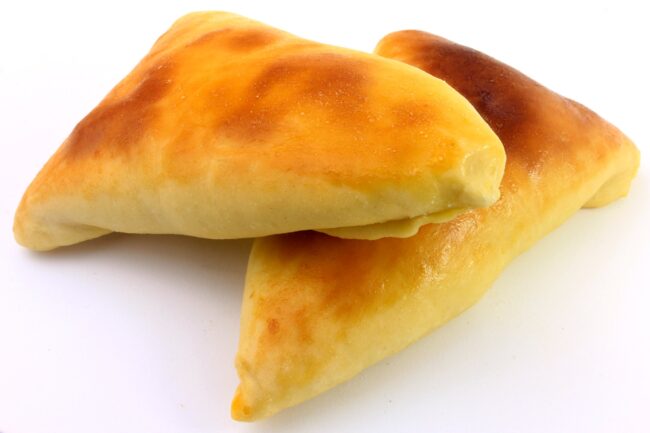 Estiffras Brazilian meat pie 123 RF 8 12:2022
